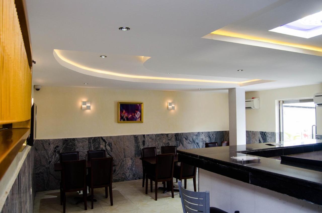 Residency Hotel Area11 Garki Абуджа Экстерьер фото